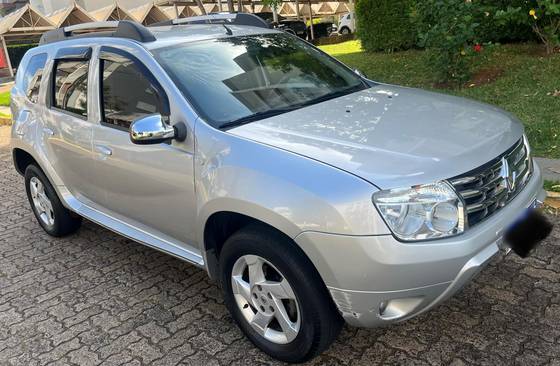 RENAULT DUSTER 2.0 DYNAMIQUE 4X2 16V FLEX 4P AUTOMÁTICO